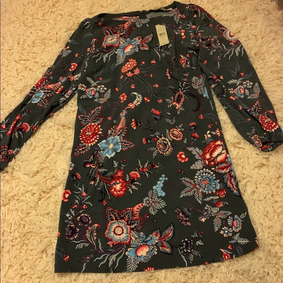 Loft Dress- In Flower Heavens - Picture 2 of 2